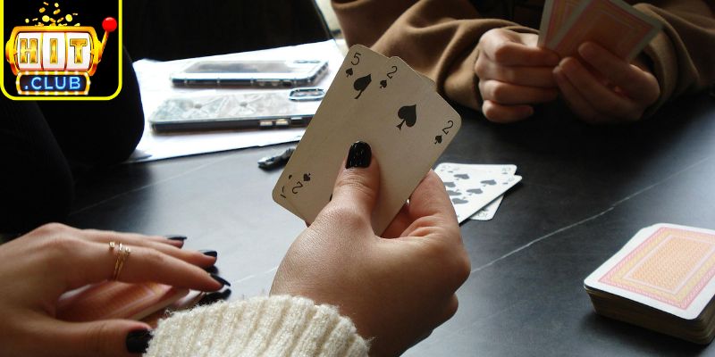 Kinh Nghiệm Chơi Phỏm Hitclub - Tips Bất Bại Nên Có 2 Mẹo chơi khi có bài xấu